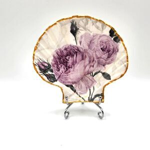 Decoupage Scalloped shell Lavender Roses